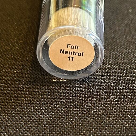 🌷 IT Cosmetics Fair Light 11 Bye Bye Dark Spots Concealer + Serum FullSz - Picture 3 of 14